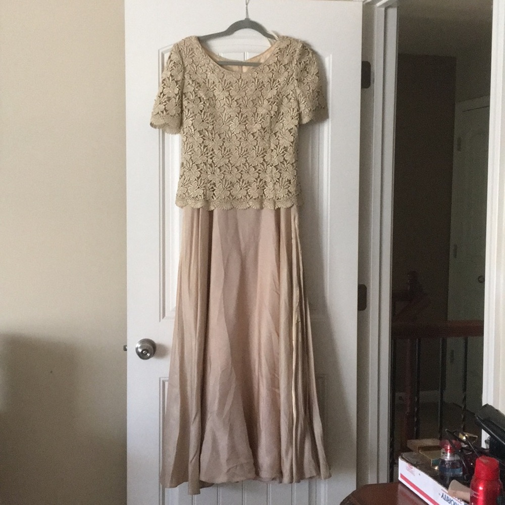 Michael Angelo Gold cocktails dress 8